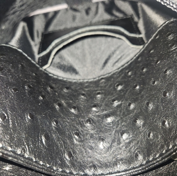 Sold - Picture 5 of 8